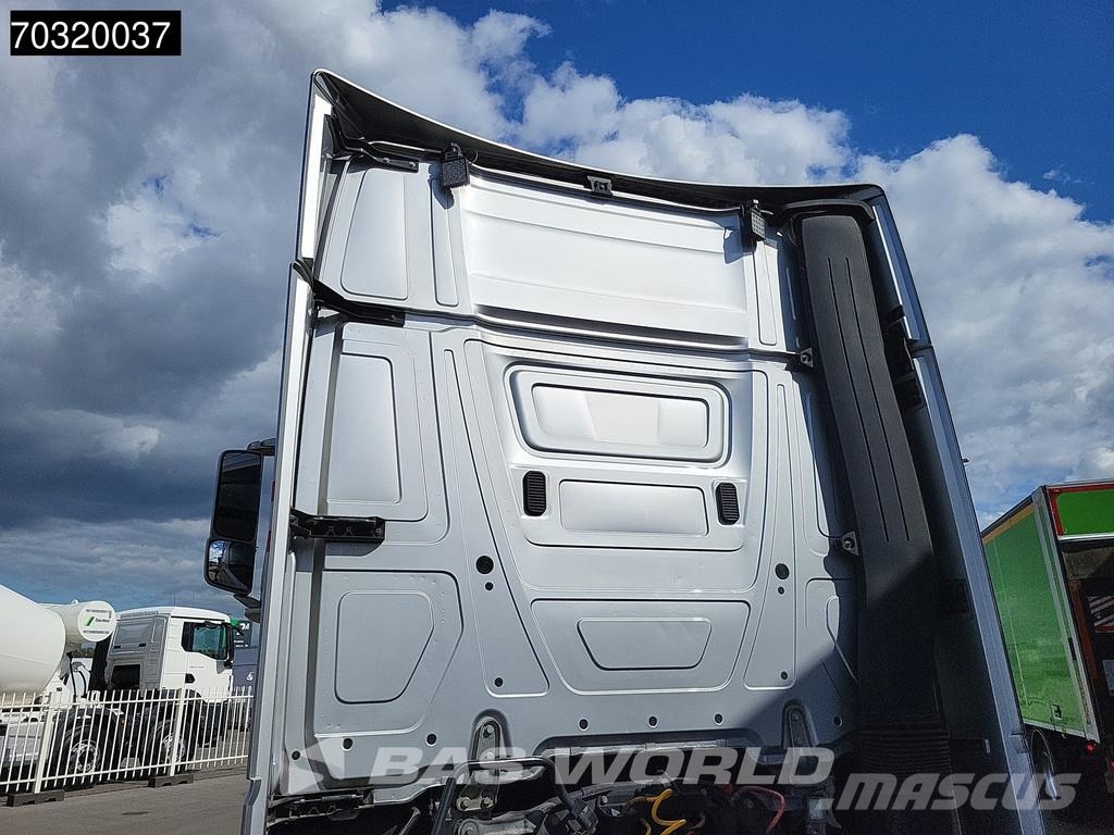 Mercedes-Benz Actros 1963 Actros 4X2 GigaSpace Retarder Full-Air Cavalos mecânicos