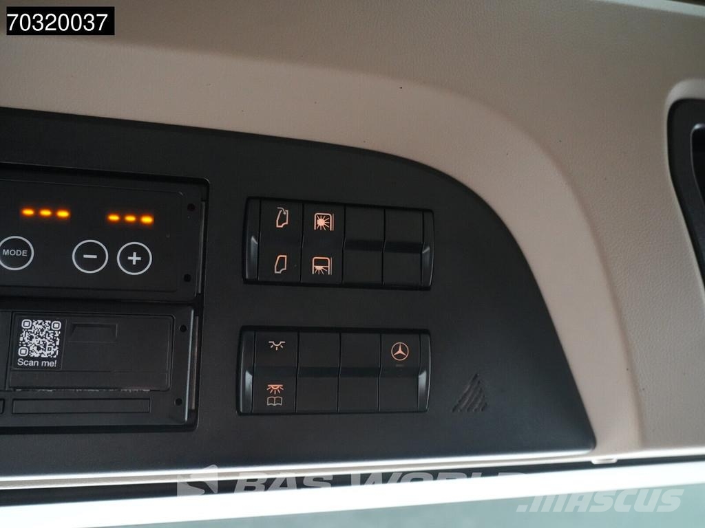 Mercedes-Benz Actros 1963 Actros 4X2 GigaSpace Retarder Full-Air Τράκτορες
