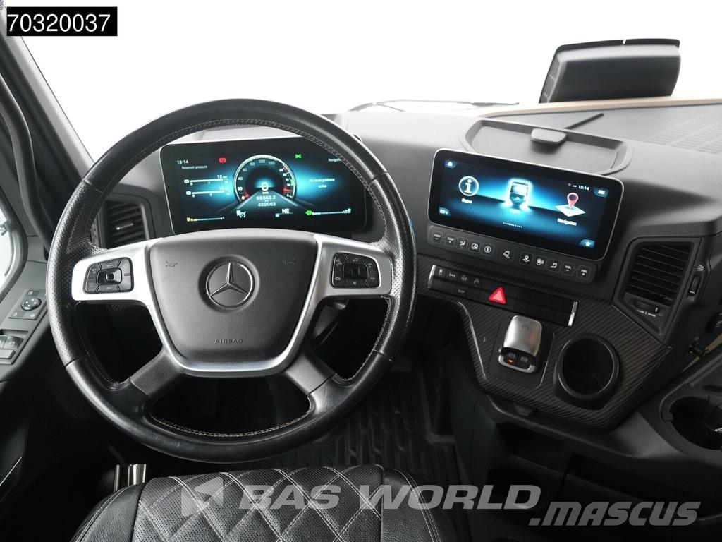 Mercedes-Benz Actros 1963 Actros 4X2 GigaSpace Retarder Full-Air Τράκτορες