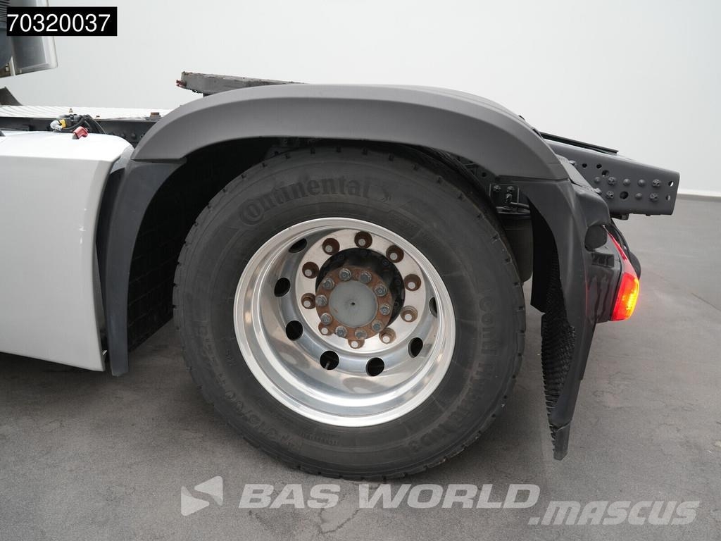 Mercedes-Benz Actros 1963 Actros 4X2 GigaSpace Retarder Full-Air Τράκτορες