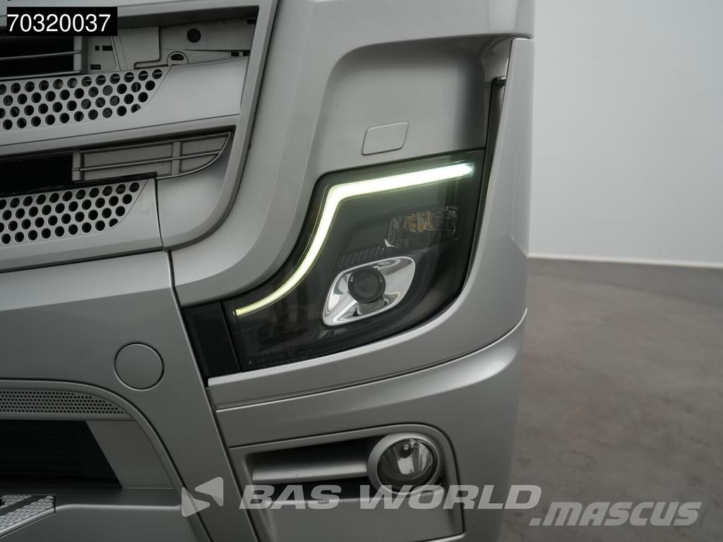 Mercedes-Benz Actros 1963 Actros 4X2 GigaSpace Retarder Full-Air Τράκτορες