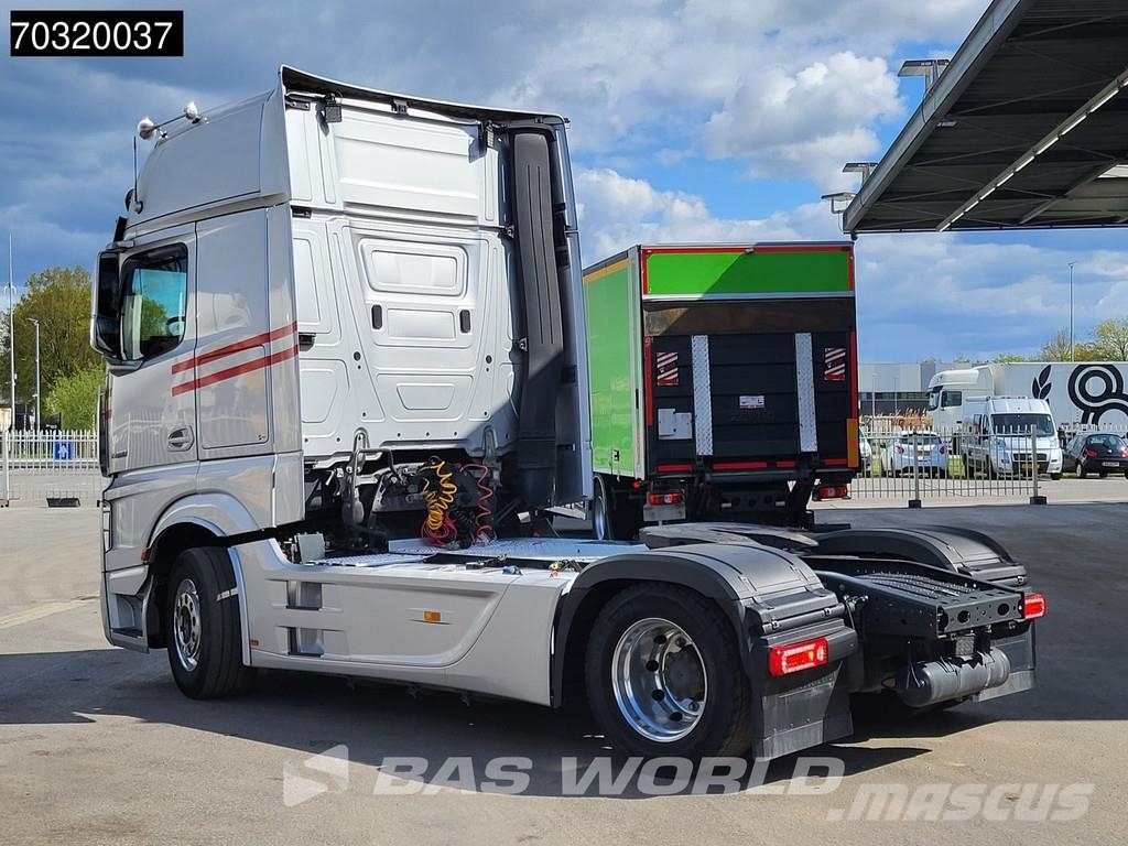 Mercedes-Benz Actros 1963 Actros 4X2 GigaSpace Retarder Full-Air Cavalos mecânicos