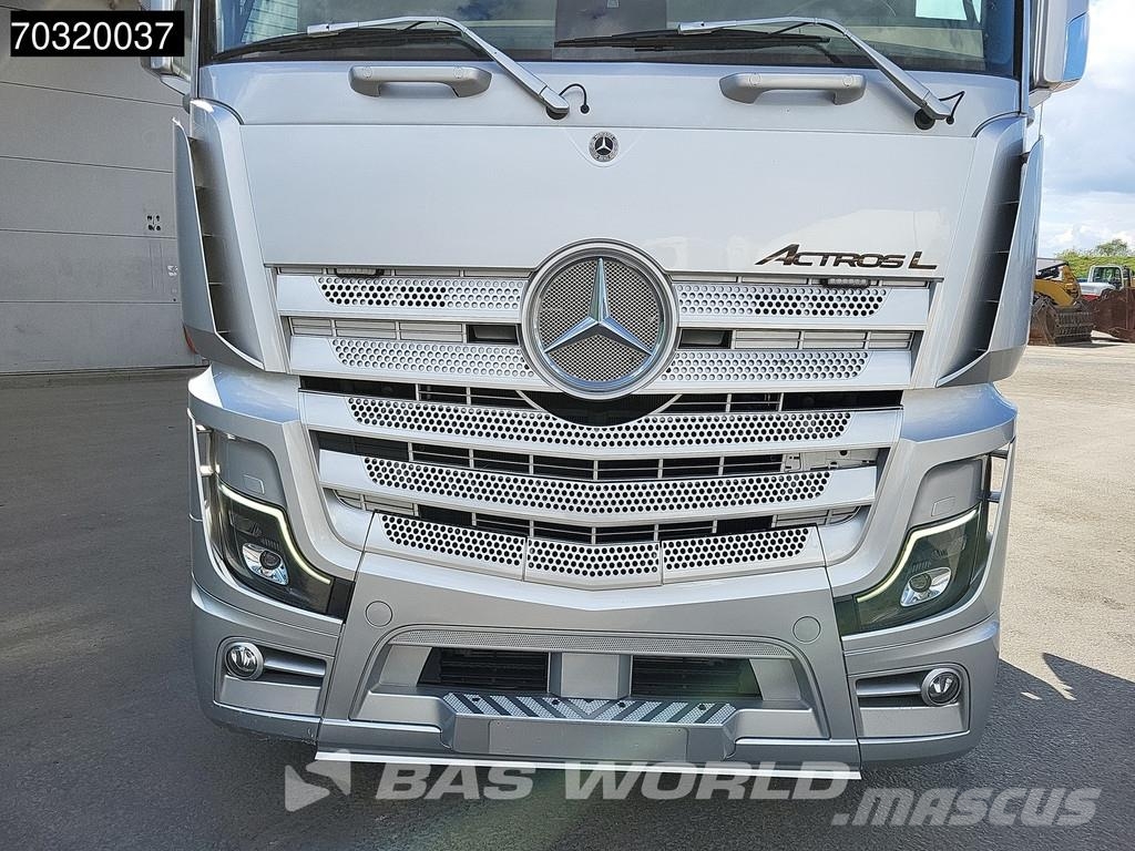 Mercedes-Benz Actros 1963 Actros 4X2 GigaSpace Retarder Full-Air Cavalos mecânicos