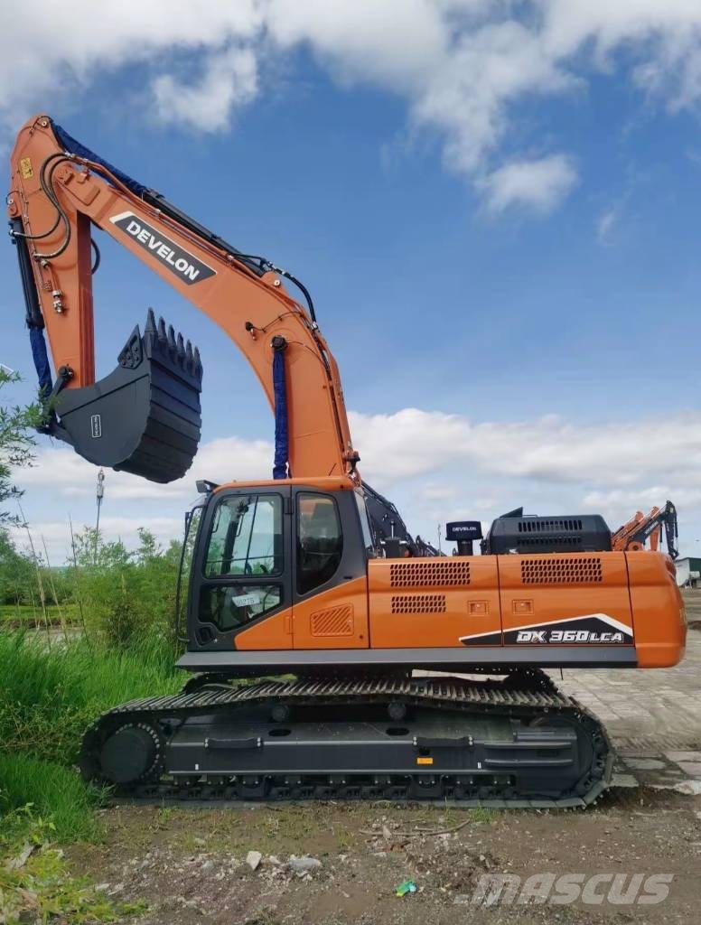 Develon 360 Raupenbagger