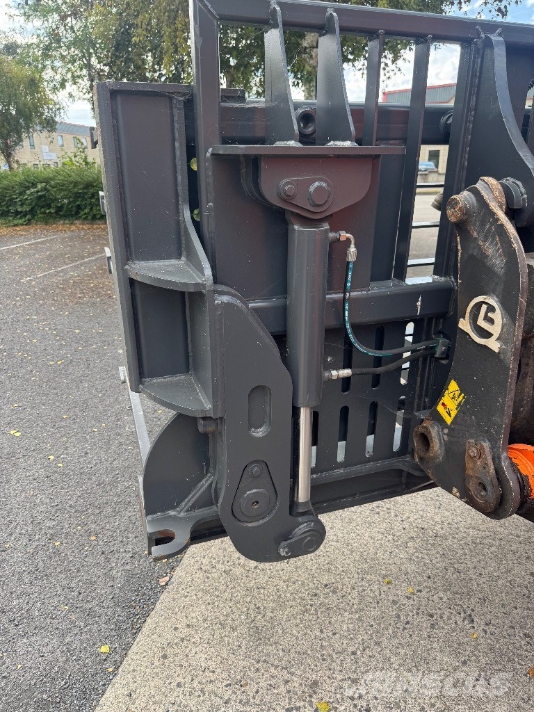 Develon DL 280-7 silage fork Vorken