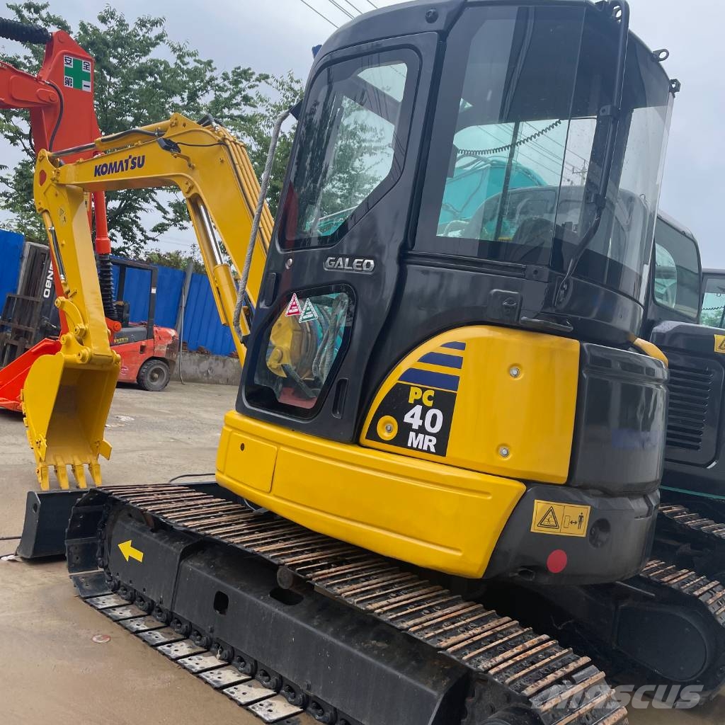 Komatsu PC 40 小型挖掘机