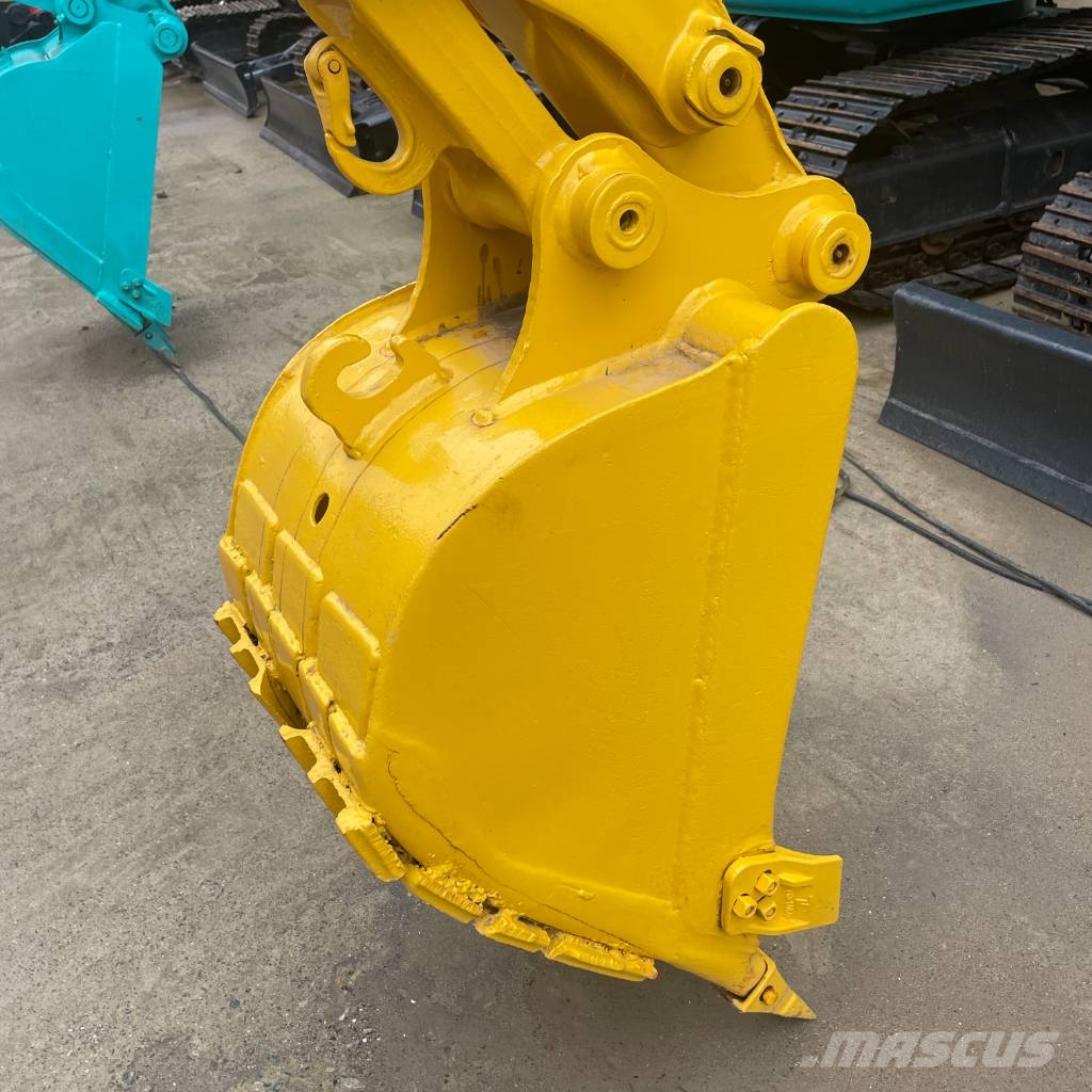 Komatsu PC 40 小型挖掘机