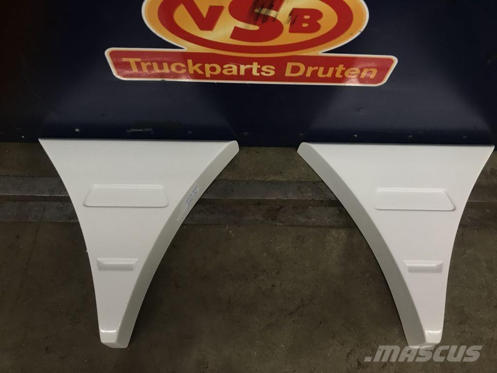Scania side-skirt string Transporte - Otros