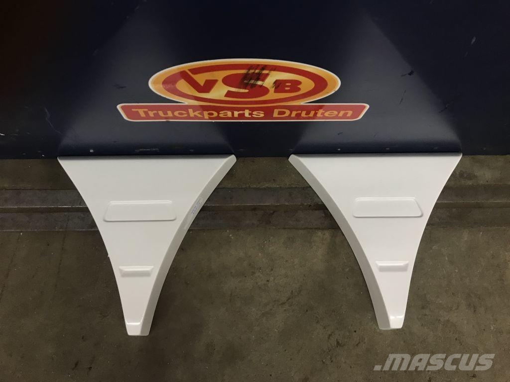 Scania side-skirt string Transporte - Otros