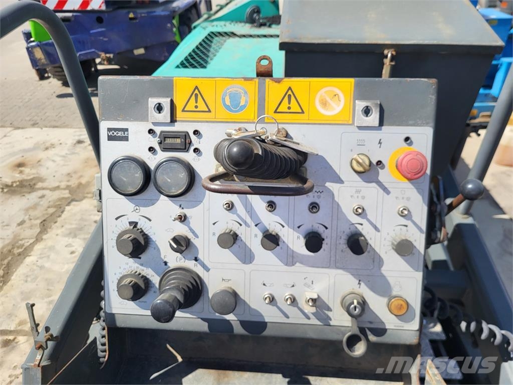 Vögele SUPER 800 Statyba - Kita