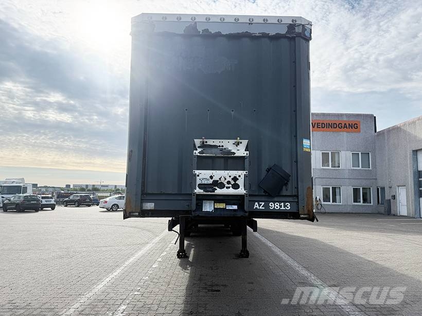 Krone Curtainsider / Planenauflieger / Gardin Schuifzeilen
