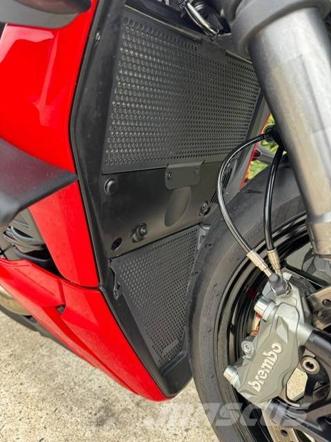 Ducati streetfighter V2 Rupsgraafmachines