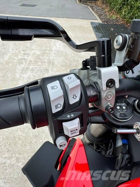 Ducati streetfighter V2 Rupsgraafmachines