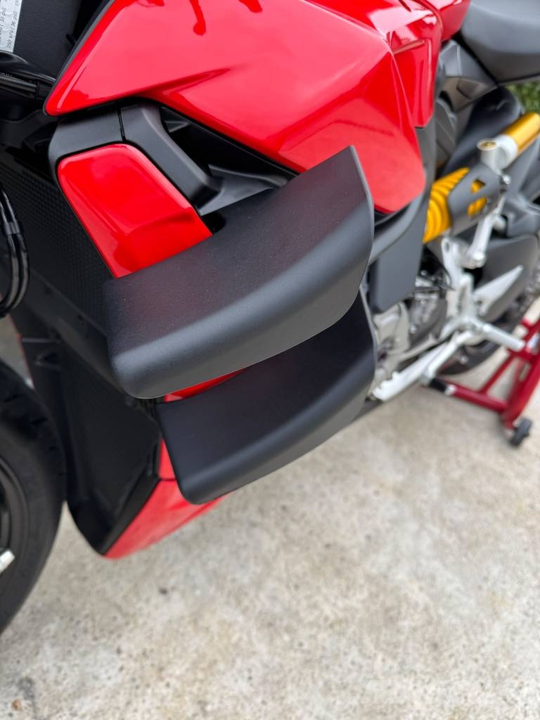 Ducati streetfighter V2 Rupsgraafmachines