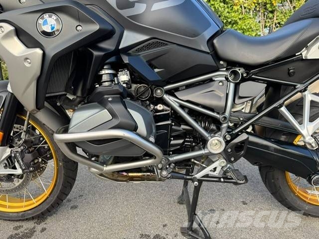 Ducati streetfighter V2 Rupsgraafmachines