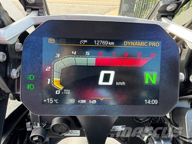 Ducati streetfighter V2 Rupsgraafmachines