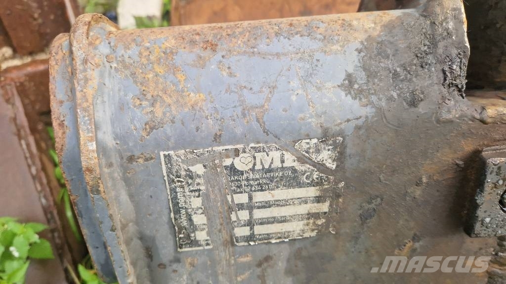 Lännen 8800 E لوادر ذات جرافات عكسية