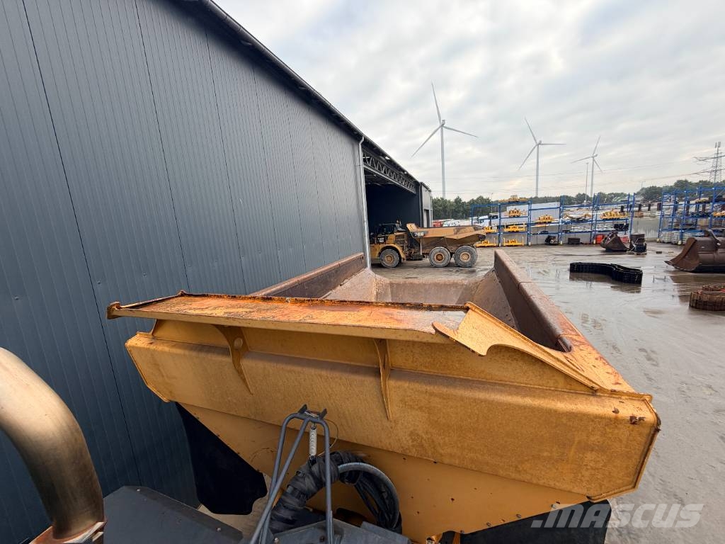 Bell B40E Articulated Haulers