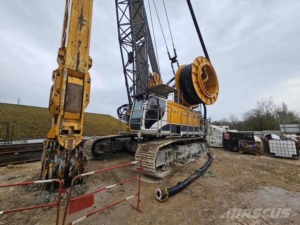 Bauer BC 35 - Schlitzwandfräse / Trench cutter Экскаваторы-драглайны