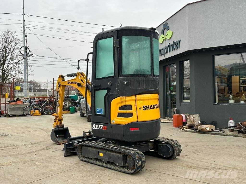 Shantui SE17SR 小型挖掘机