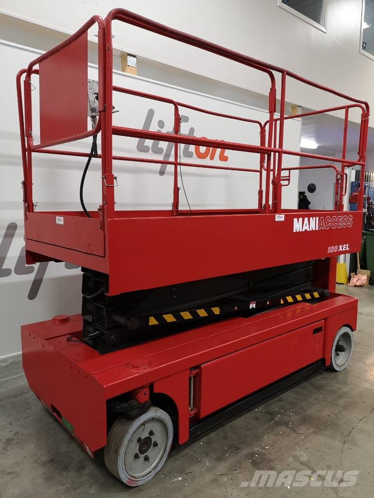 Manitou 100 XEL رافعات مقصية الشكل