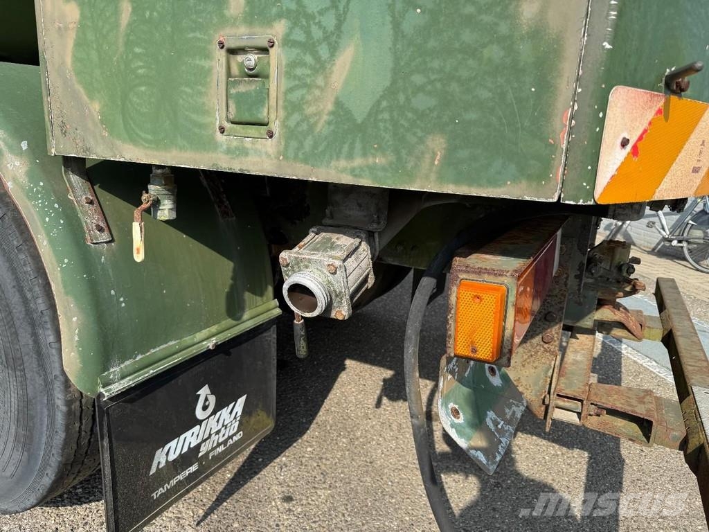 Volvo N10 6X4 Robson-Drive + TANK 14.000 LITER Tartályos teherautók