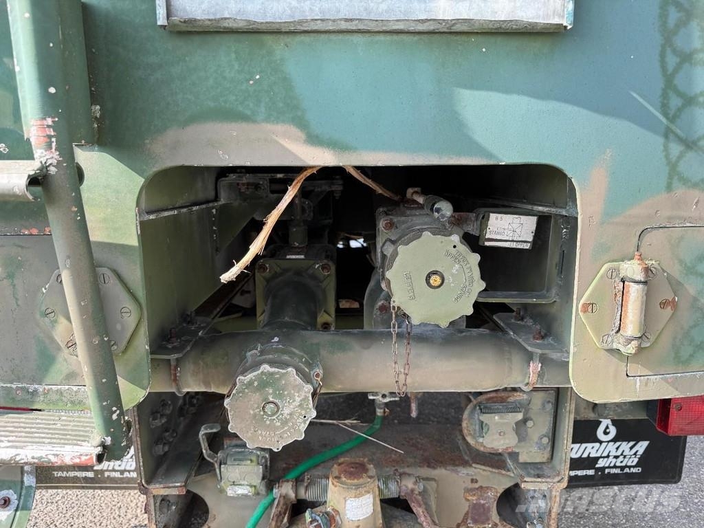 Volvo N10 6X4 Robson-Drive + TANK 14.000 LITER Tartályos teherautók
