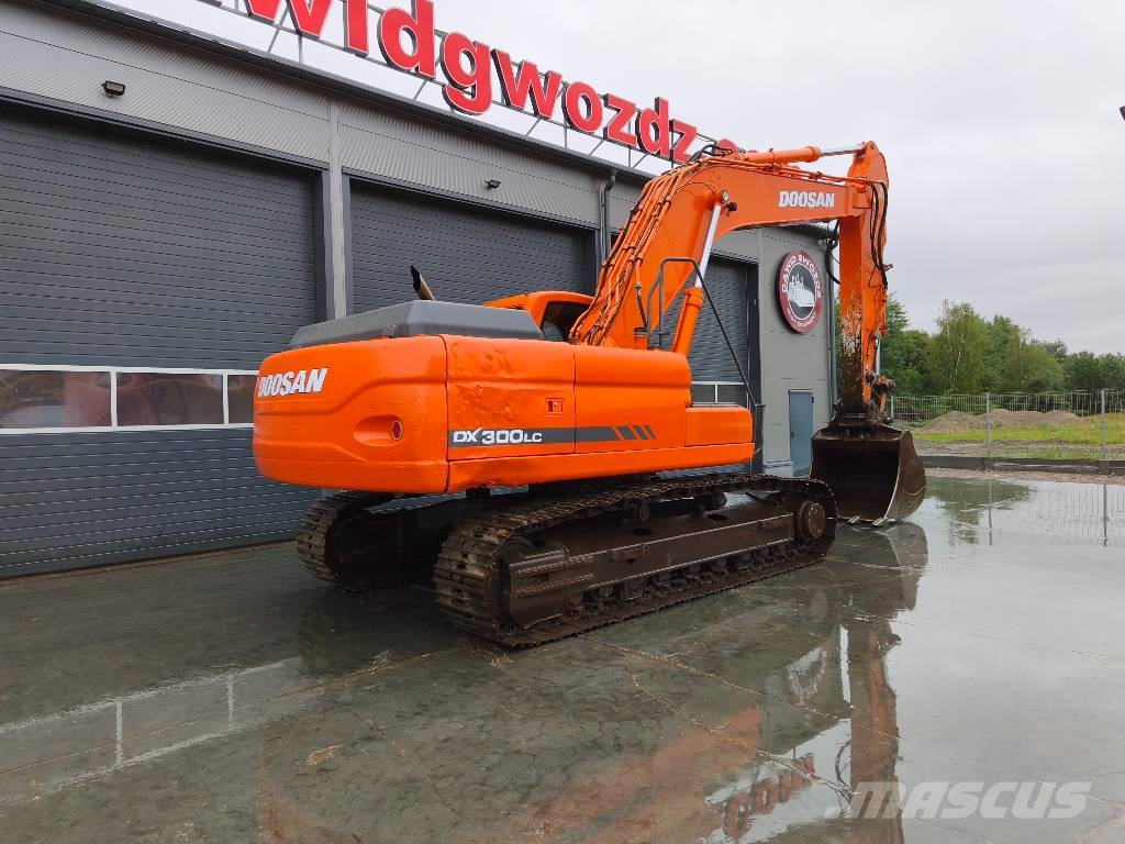 Doosan DX 300 LC Rupsgraafmachines