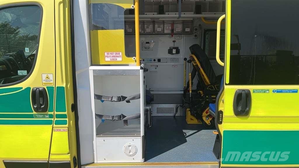 Fiat Ducato A&E Fiat Ducato A&E Vehicle with Stryker Pr سيارات إسعاف