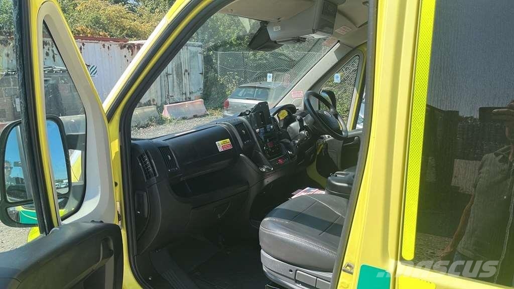Fiat Ducato A&E Fiat Ducato A&E Vehicle with Stryker Pr سيارات إسعاف