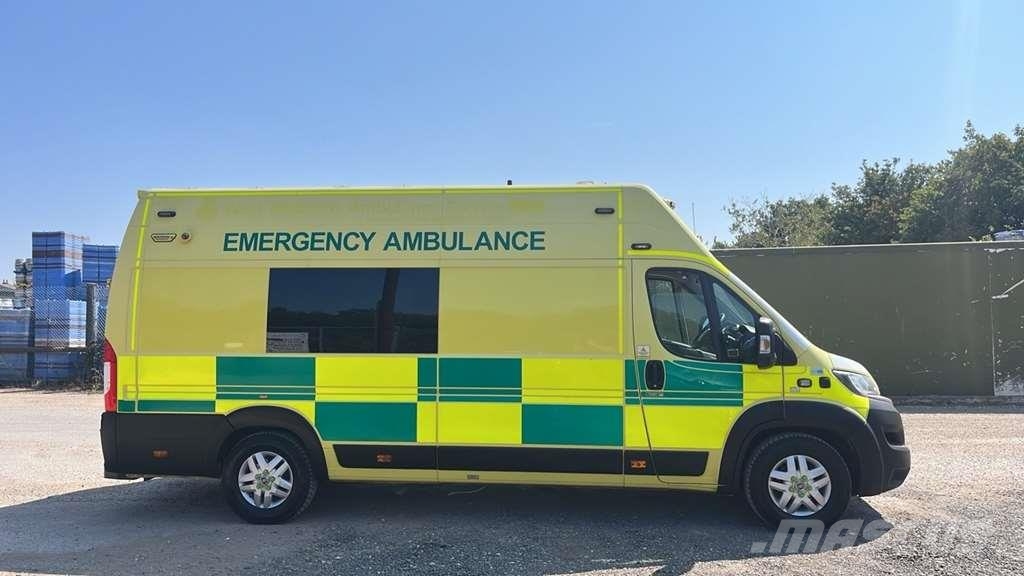 Fiat Ducato A&E Fiat Ducato A&E Vehicle with Stryker Pr سيارات إسعاف