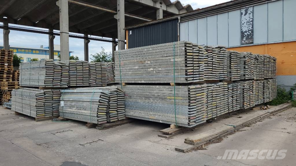  Rux Super 65 Scaffolding, 1010 qm Schele