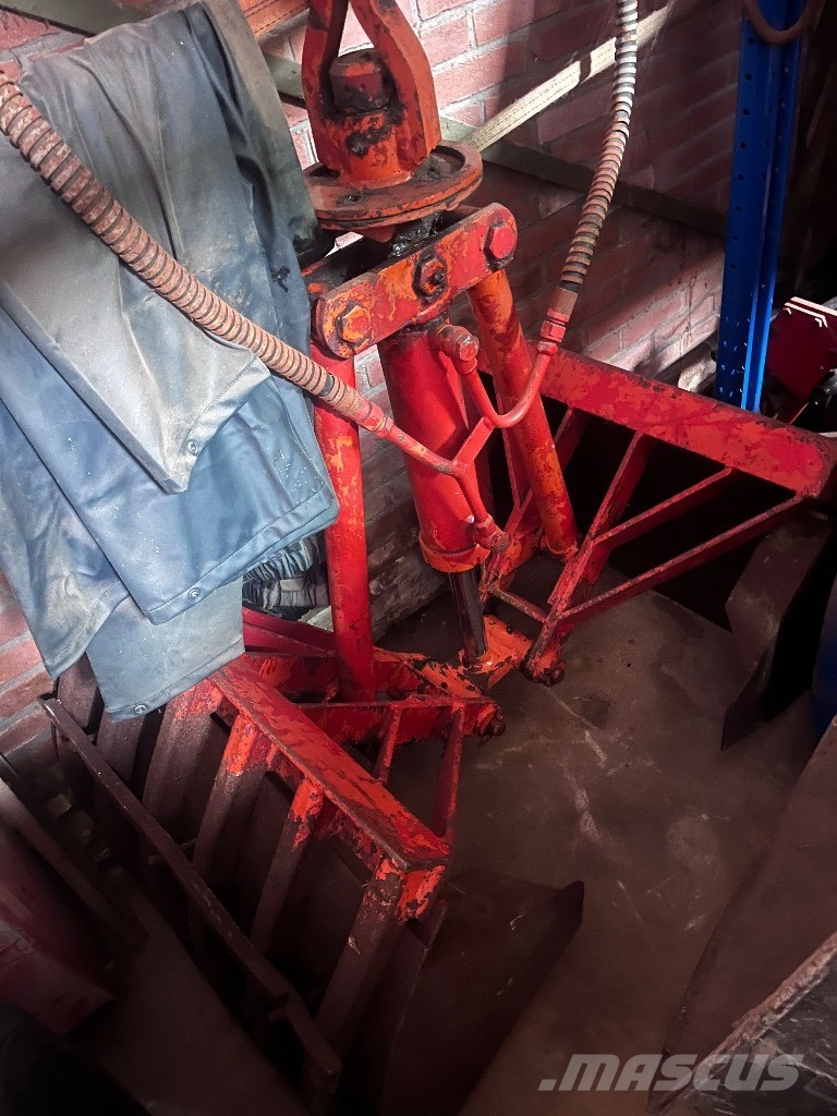 Argenterio B75 Overige laad- en graafmachines