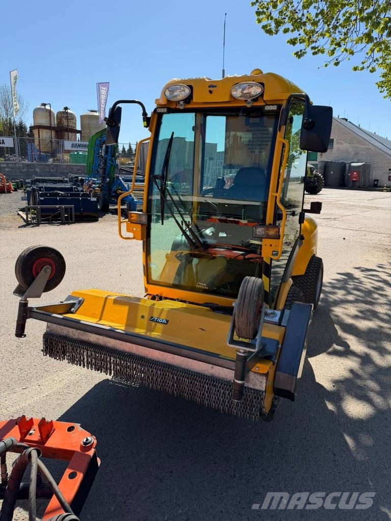 Stiga TITAN 32 H Kosiarki ogrodowe