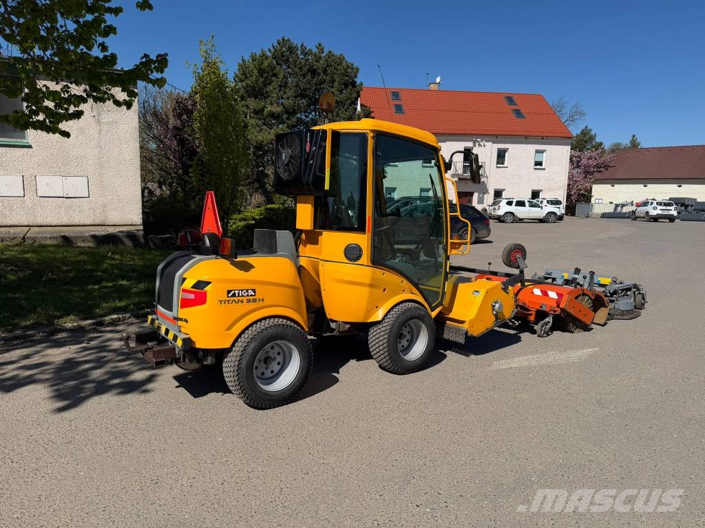 Stiga TITAN 32 H Kosiarki ogrodowe