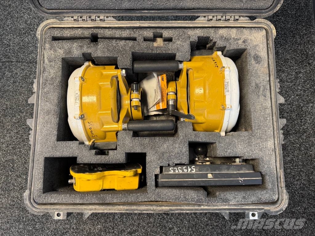Trimble GCS900 - CB460 -3D GPS System CB460 GPS