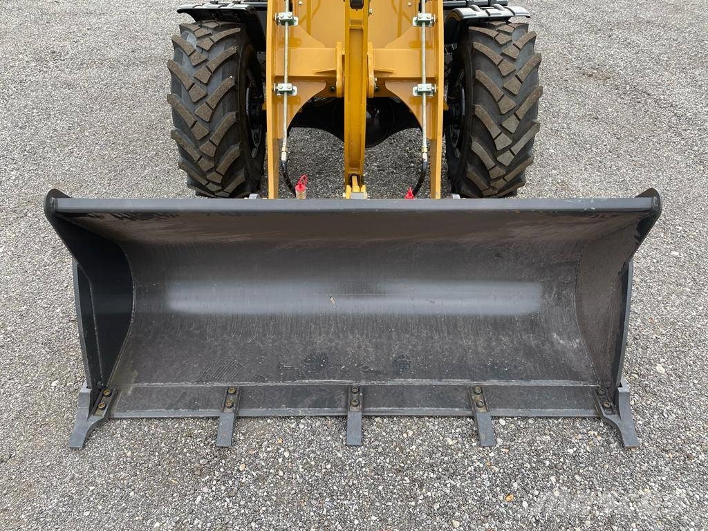Infront YFL 10 / Radlader / 3300 KG Фронтальные погрузчики