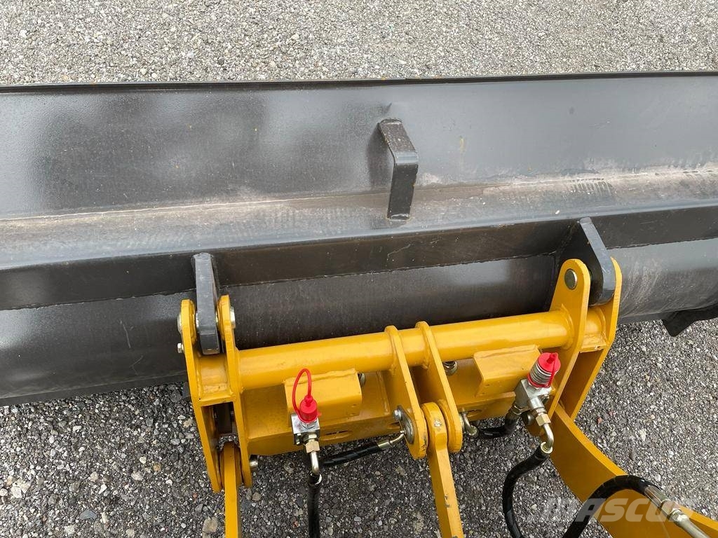 Infront YFL 10 / Radlader / 3300 KG Фронтальные погрузчики