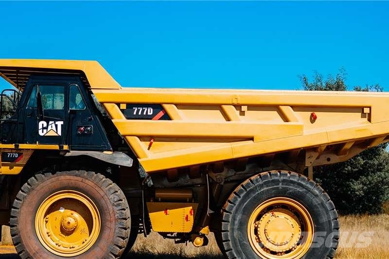 CAT 777D Други