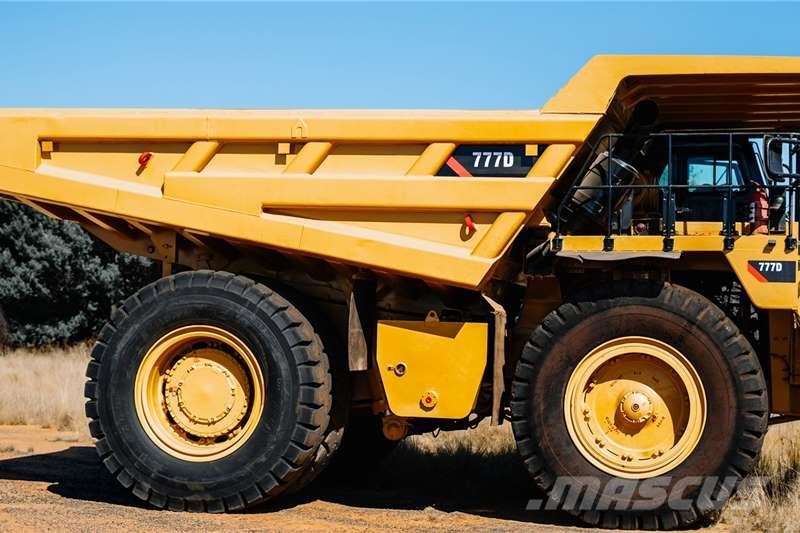 CAT 777D Други