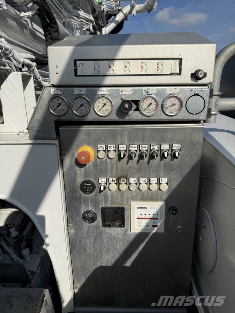 Mercedes-Benz Arocs 2840 其他貨車