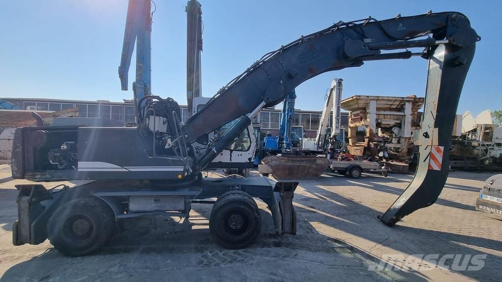 Liebherr A 924 B Litronic Waste / industry handlers