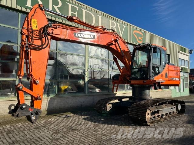 Doosan DX 180 LC-3 Excavadoras de cadenas