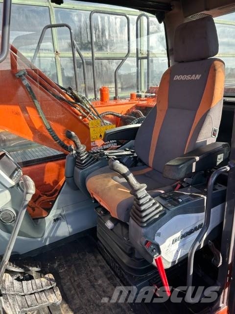 Doosan DX 180 LC-3 Excavadoras de cadenas