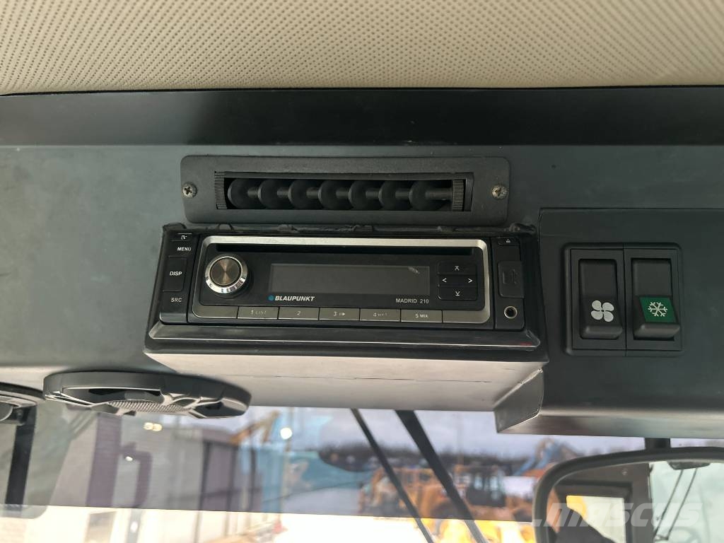 Ammann AV130X Dvojni valjarji