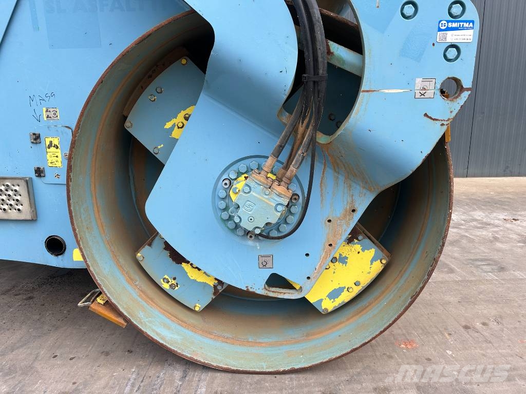 Ammann AV130X Dvojni valjarji