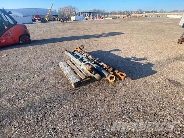 Volvo EC 290 HYDRAULIC CYLINDER L-2080 Hidraulika