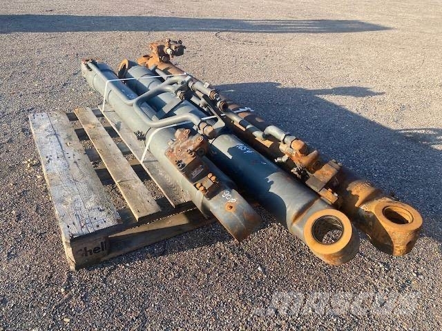 Volvo EC 290 HYDRAULIC CYLINDER L-2080 Hidraulika