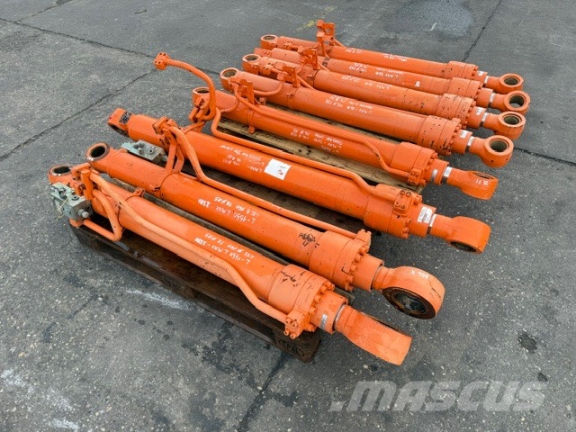 Doosan NEW HYDRAULIC CYLINDER Hidráulicos