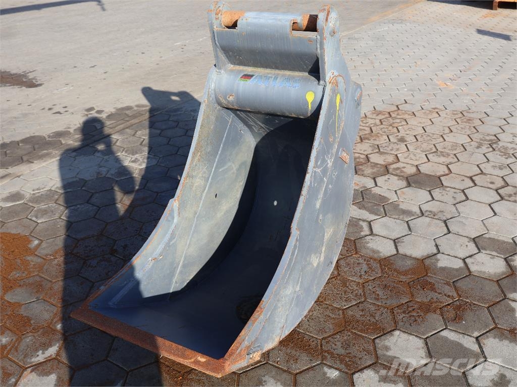  FELSLÖFFEL 600 MM BREIT, Farm machinery